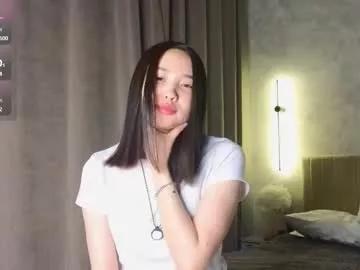 rowenahanchett on Chaturbate 