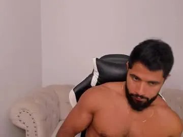 santiago_huntt from Chaturbate