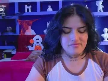 sari_belle on Chaturbate