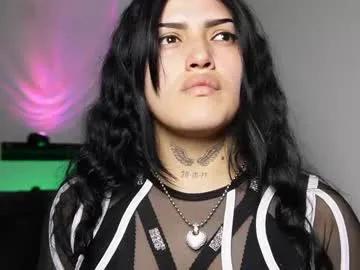 sari_belle on Chaturbate