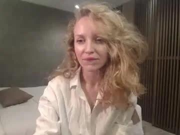 sashasweetsasha on Chaturbate