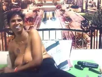 sexyva4u2luv on Chaturbate 