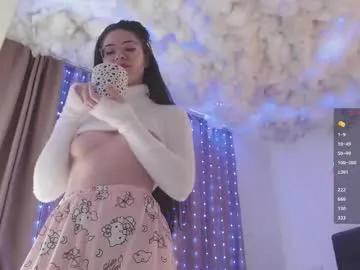 smolsonja on Chaturbate