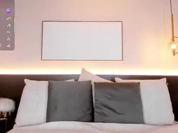 solavelar on Chaturbate