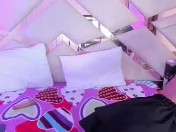 sophiaa_paris on Chaturbate