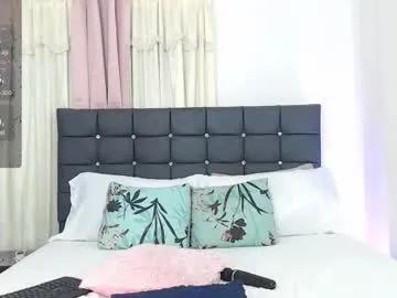 talianamoreno on Chaturbate