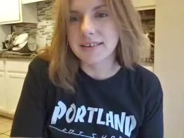 tinywithtiddies on Chaturbate