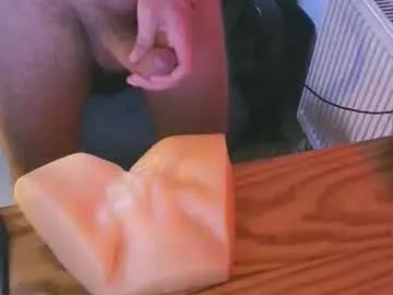 toohugeandstonedxoxo on Chaturbate