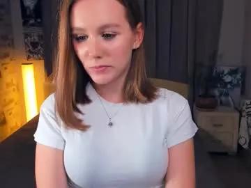 trinahillier on Chaturbate