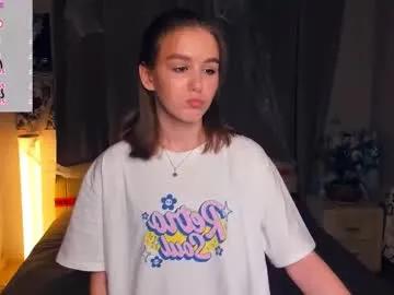 trinahillier on Chaturbate