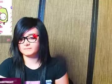 trixiedoescamcam on Chaturbate