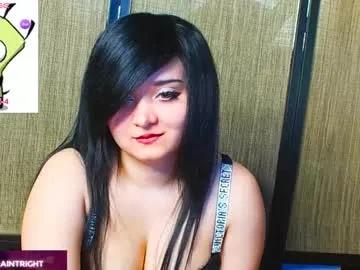 trixiedoescamcam on Chaturbate