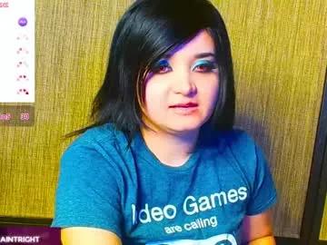 trixiedoescamcam on Chaturbate