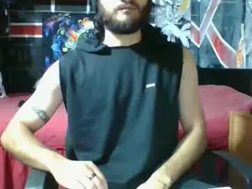 trizquelmen on Chaturbate