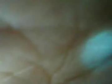 trizquelmen on Chaturbate