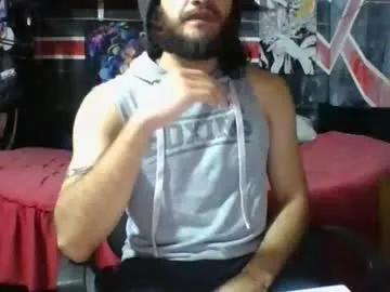 trizquelmen on Chaturbate