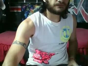 trizquelmen on Chaturbate