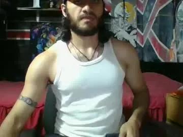 trizquelmen on Chaturbate