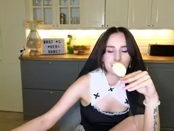 whats_her_name on Chaturbate