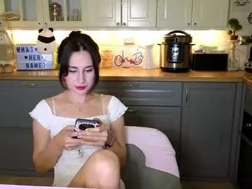 whats_her_name on Chaturbate