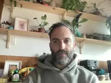 whiskylovexxx from Chaturbate