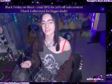 wildwylie from Chaturbate
