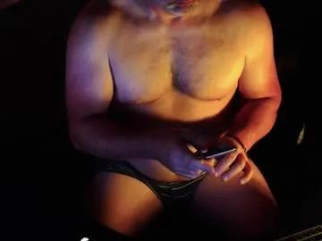 willwill2222 on Chaturbate