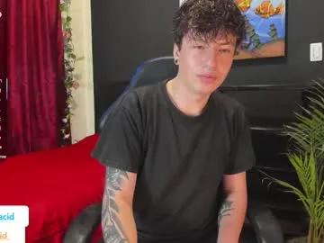 wiskey_amstrong from Chaturbate