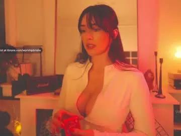 worshipbrielle on Chaturbate
