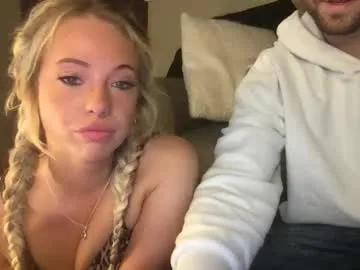 xoprincesspeachxo on Chaturbate
