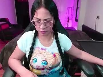 yesie_hot2 on Chaturbate