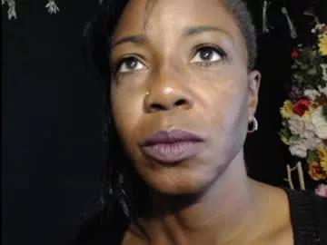 yhlemina on Chaturbate