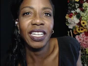 yhlemina on Chaturbate