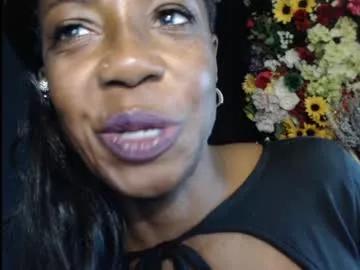 yhlemina on Chaturbate