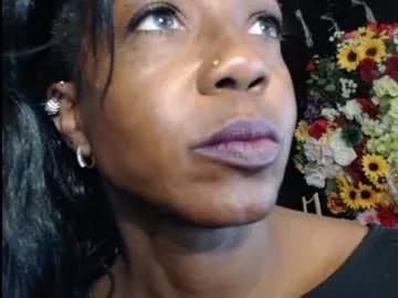 yhlemina on Chaturbate