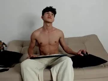 yizus_bonz on Chaturbate