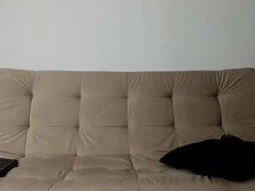 yizus_bonz on Chaturbate