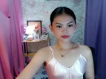 yourlovelytranspinay on Chaturbate