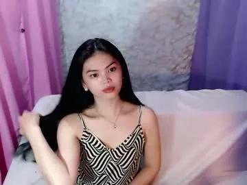 yourlovelytranspinay on Chaturbate