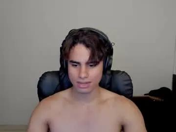 zenhzu on Chaturbate