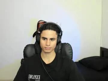 zenhzu from Chaturbate