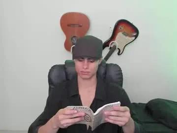 zenhzu on Chaturbate