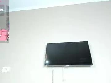 zirael_swan on Chaturbate