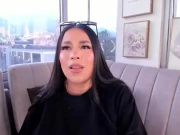 zoey_thommpson on Chaturbate