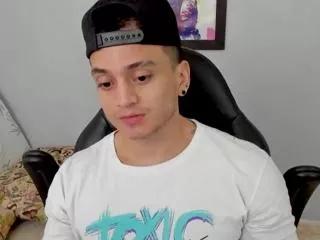 ahiezer on Flirt4Free 