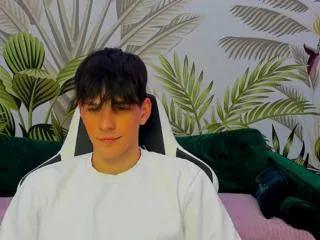 alec_bryan on Flirt4Free 