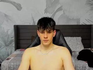 alec_bryan on Flirt4Free 