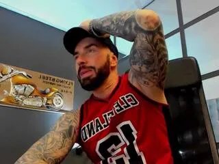 armand on Flirt4Free 