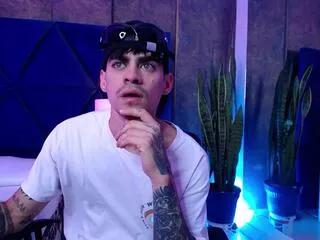 aron_muller on Flirt4Free 
