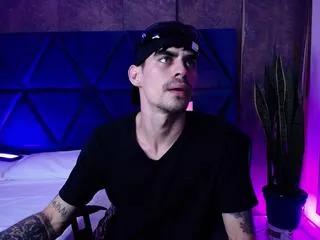 aron_muller on Flirt4Free 